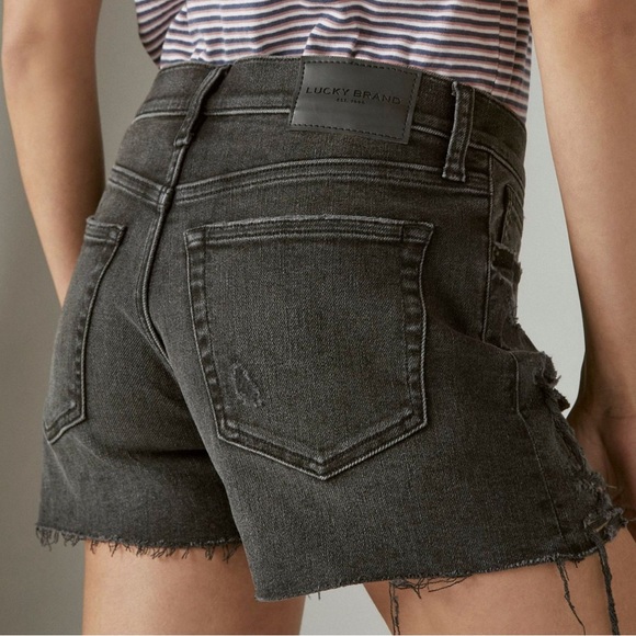 Lucky brand denim shorts - Picture 6 of 15